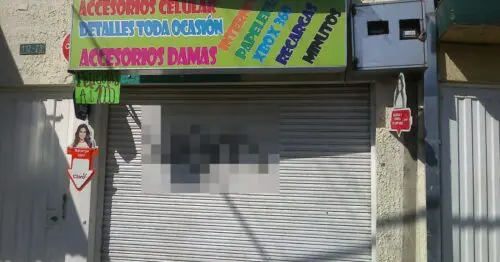 ENTRE Y FEISBUKIE ENTRE Y FEISBUKIE